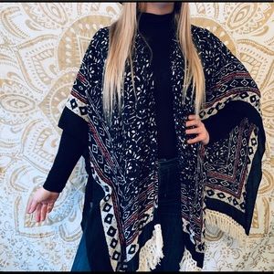 Boho fringed light weigh shawl/scarf